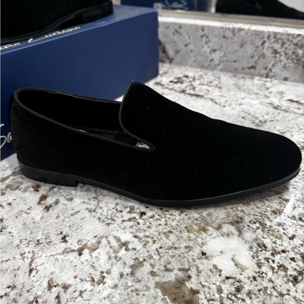 Elegant Black Velvet Loafers for Men